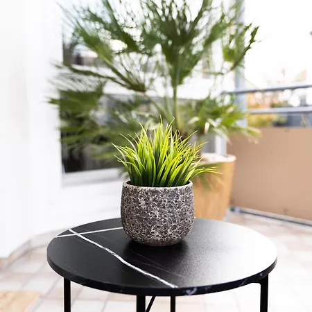 Apartment Lubu Central, Cozy, With Workspace And Parking *