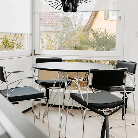 Appartement Lubu Central, Cozy, With Workspace And Parking Ludwigsbourg