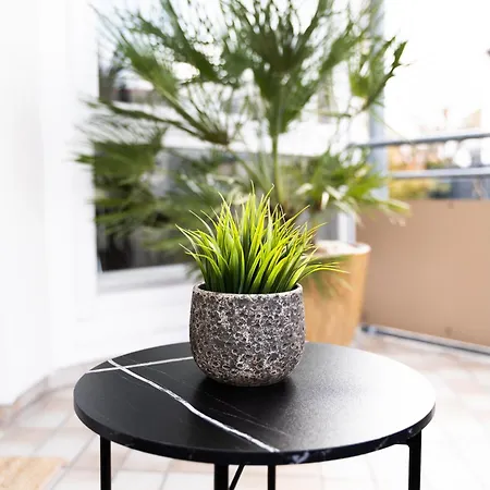 Appartement Lubu Central, Cozy, With Workspace And Parking Ludwigsbourg